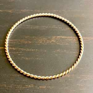 Gold bangle